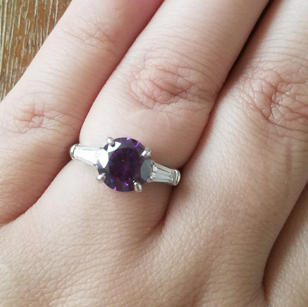 Fragrant Jewels Feb/Amethyst 2018 Collection Ring